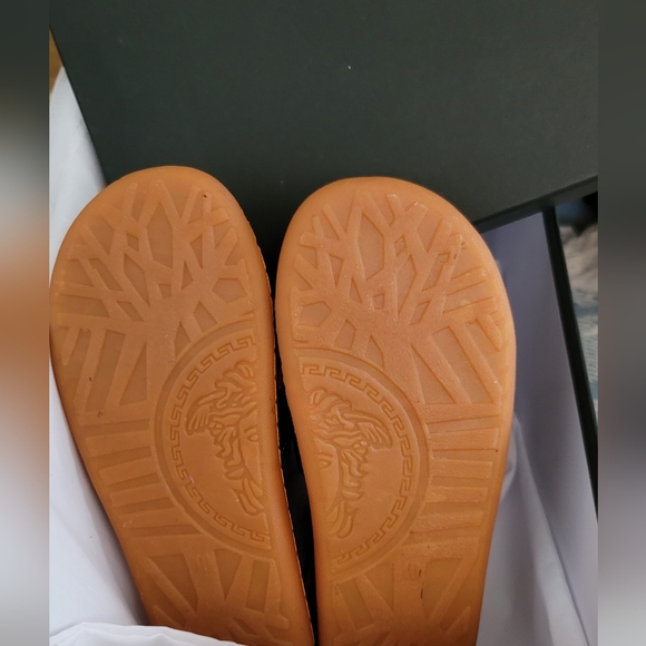 β¨οΈ H P β¨οΈVERSACE SLIDES βοΈ - Picture 6 of 14